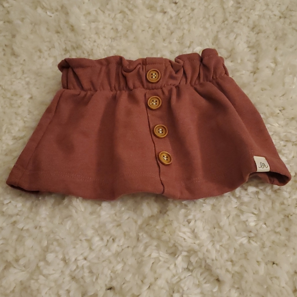 Cute skirt worn one time